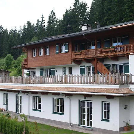 Chalet In Reith Near Ski Slopes, Cleaning Included Reith bei Kitzbühel